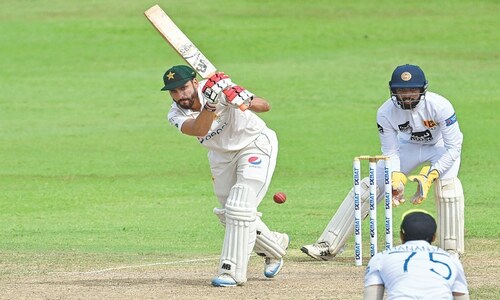 Abdullah&rsquo;s double ton, Salman century put Pakistan in charge