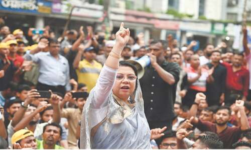 Bangladesh opposition holds protests to press  for Hasina&rsquo;s resignation