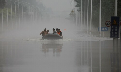 Death toll rises to 30 in northern China floods