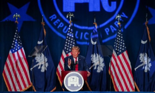 Prosecutors call for restraining order after Trump&rsquo;s defiant post