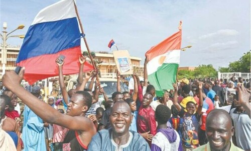 Niger&rsquo;s citizens undaunted as deadline to reverse coup expires