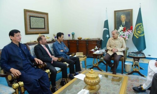 Govt &lsquo;agrees&rsquo; on interim premier, name kept under wraps