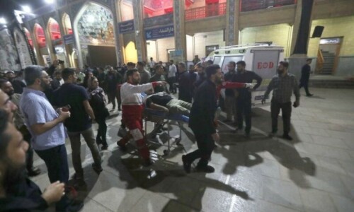 Four killed in attack on Shiraz shrine