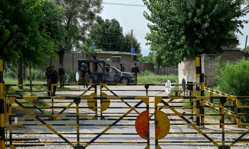 FIA grills Imran in Attock Jail over &lsquo;missing cipher&rsquo;