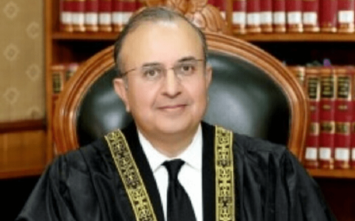 Justice Shah wants full court to hear plea challenging amendments to NAB law Justice Shah wants full court to hear plea challenging amendments to NAB law