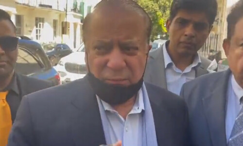 Nawaz questions judiciary’s ‘facilitation’ of PTI chairman Nawaz questions judiciary’s ‘facilitation’ of PTI chairman