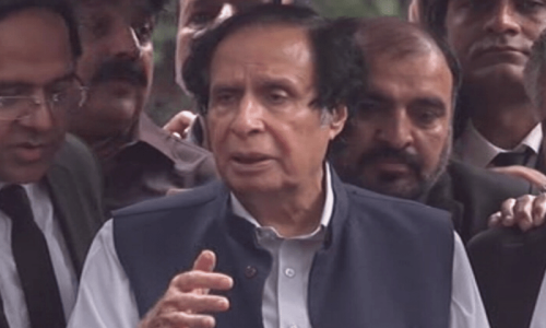 Plea against Parvez detention: LHC seeks final arguments