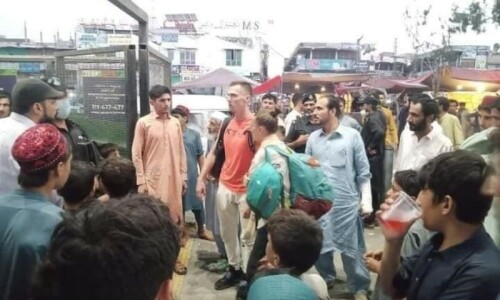 Tourist couple complains of harassment at the hands of KP police