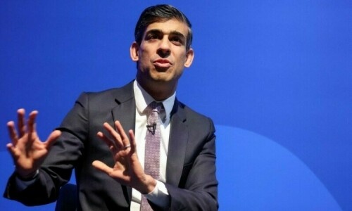 Tory legislator quits with scathing attack on Sunak