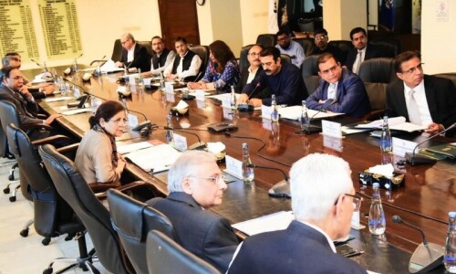 ECC orders food ministry to check sugar smuggling, hoarding ECC orders food ministry to check sugar smuggling, hoarding