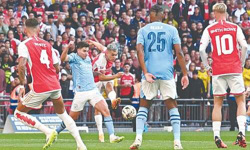 Arsenal beat City on penalties to win Community Shield
