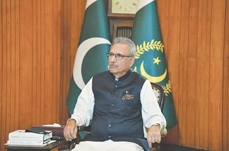 Who assented to controversial laws, asks Alvi