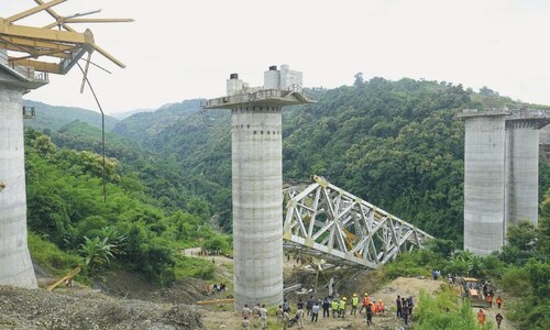 22 killed as railway bridge collapses in India