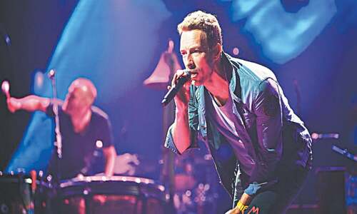 WIDE ANGLE : FAD VS FAT