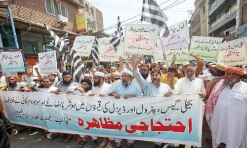 Consumers in KP continue protests against inflated power bills Consumers in KP continue protests against inflated power bills