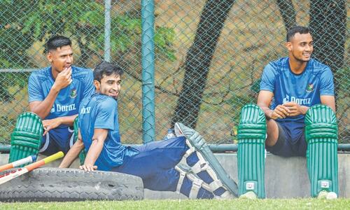 Sri Lanka unfazed by injuries ahead of Bangladesh clash