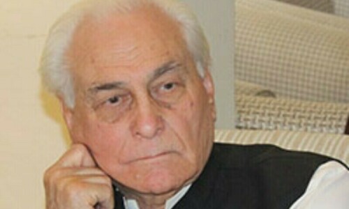 KP chief minister asks centre to release pending dues