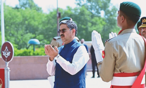 Armed forces vow to protect peace