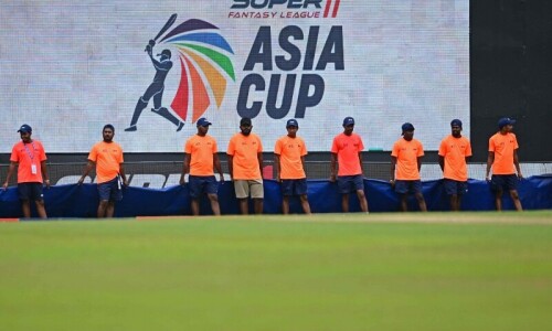 ‘Unsung heroes’: $50,000 for rain-hit Asia Cup groundstaff ‘Unsung heroes’: $50,000 for rain-hit Asia Cup groundstaff