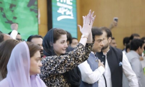 PML-N faces challenges in hosting grand event for Nawaz PML-N faces challenges in hosting grand event for Nawaz