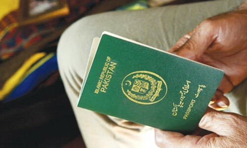 Women&rsquo;s passport name policy: LHC seeks answers from govt, Nadra