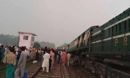 Pakistan Railways refutes report of multiple injuries in Sheikhupura train collision Pakistan Railways refutes report of multiple injuries in Sheikhupura train collision