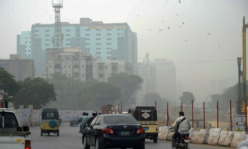Karachi &lsquo;most polluted city&rsquo; for second day