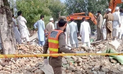 At least 5 killed, 12 wounded in &lsquo;twin blasts&rsquo; targeting mosque inside police station in KP&rsquo;s Hangu