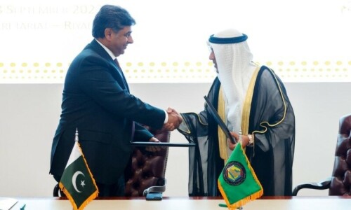 Pakistan inks preliminary deal on free trade agreement with Gulf Cooperation Council Pakistan inks preliminary deal on free trade agreement with Gulf Cooperation Council