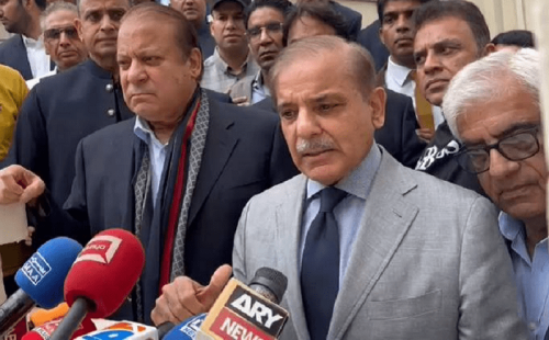 Shehbaz’s London trip ‘preserves party-establishment’ ties Shehbaz’s London trip ‘preserves party-establishment’ ties