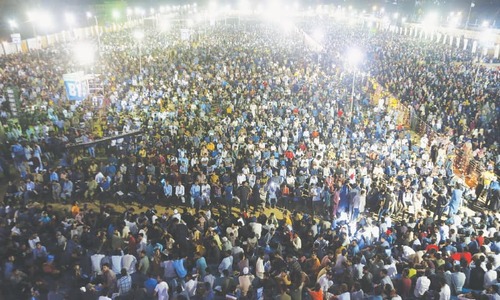 Dreaming big, thousands sit for IT test in Karachi