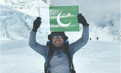 MOUNTAINEERING: THE MOUNTAINEER FROM LARKANA