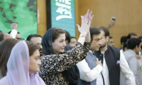 Maryam whips up enthusiasm for Nawaz&rsquo;s return