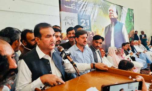 AJK PM faces criticism over governance