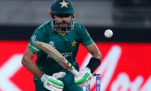 Onus on Pakistan batters to paper over bowling cracks during World Cup Onus on Pakistan batters to paper over bowling cracks during World Cup