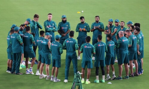 Pakistan take on India in World Cup as clear underdogs