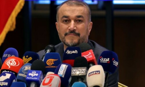 Iran calls on Islamic states to sanction Israel