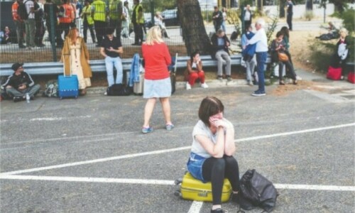 French airports evacuated after ‘threats of attack’ French airports evacuated after ‘threats of attack’