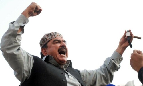 LHC gives police more time till Oct 26 to recover Sheikh Rashid LHC gives police more time till Oct 26 to recover Sheikh Rashid