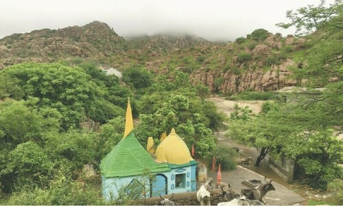 SHC bans mining at Karoonjhar Hills, says range is ‘one monument’ under the law SHC bans mining at Karoonjhar Hills, says range is ‘one monument’ under the law