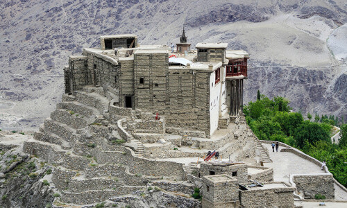 سی پیک سیاحت: ہنزہ کا قدیم قلعہِ بلتت (بارہویں قسط)