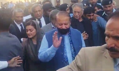 IHC extends Nawaz&rsquo;s protective bail in Avenfield, Al-Azizia references till Oct 26