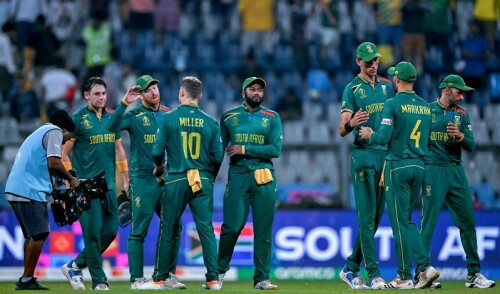 De Kock leads batting carnage as South Africa trounce Bangladesh at World Cup De Kock leads batting carnage as South Africa trounce Bangladesh at World Cup