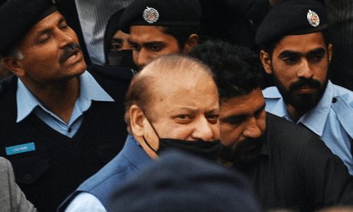 Punjab&rsquo;s rulers under fire for &lsquo;suspending&rsquo; Nawaz&rsquo;s sentence