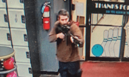 US police launch huge manhunt for shooter who killed at least 22