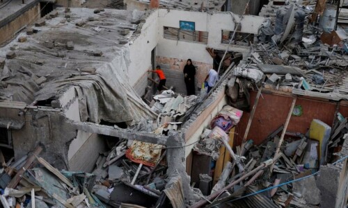 Hamas says ‘heavy fighting’ in Gaza as Israel steps up ground operation Hamas says ‘heavy fighting’ in Gaza as Israel steps up ground operation