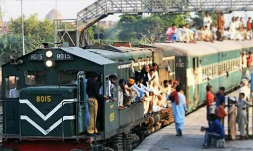 Rail employees threaten wheel-jam strike over unpaid Sept salaries