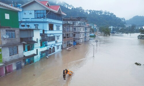 Floods kill 10 in Sikkim; 23 Indian troops go missing