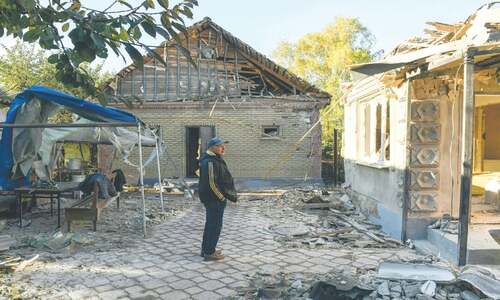 Putin sees gains on Ukraine frontlines