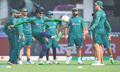 Pakistan seek to revive campaign against  high-flying Proteas